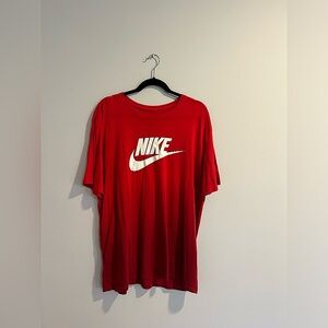 Nike The Nike Tee Athletic Cut Red Short Sleeve Size XL